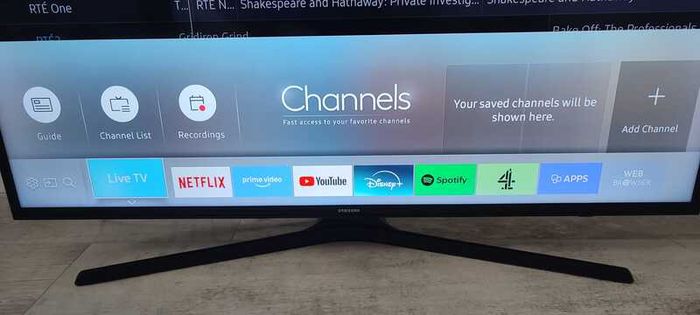 Samsung 43" Crystal UHD 4k HDR Smart Tv, Wifi, Lan, Usb, Saorview