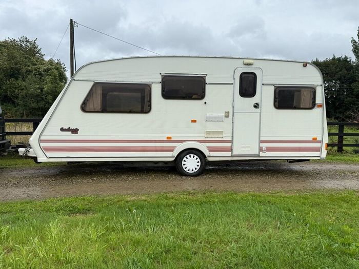 5 berth Fleetwood Caravan
