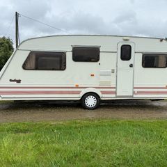 5 berth Fleetwood Caravan