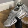 asics gel kayano 14 sand grey Image 4