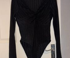 Shein bodysuit size L