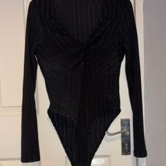 Shein bodysuit size L