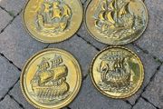brass decor