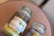 2 x yankee candles