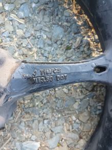 suzuki gsxr front wheel