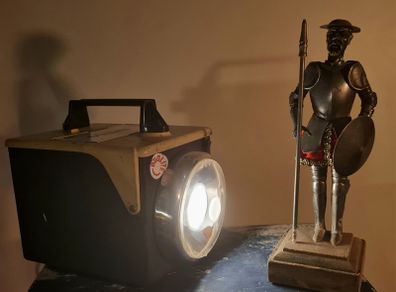 Retro Barn Table Lamp