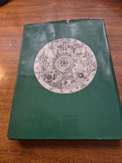 Celtic Inheritance. Peter Berresford Ellis
