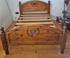 Lovely Extremely Solid 4Ft 6 Double Bed Frame - Can Deliver