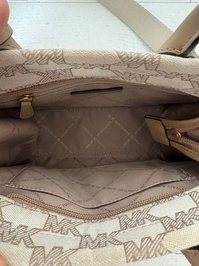 New Authentic Michael Kors bag