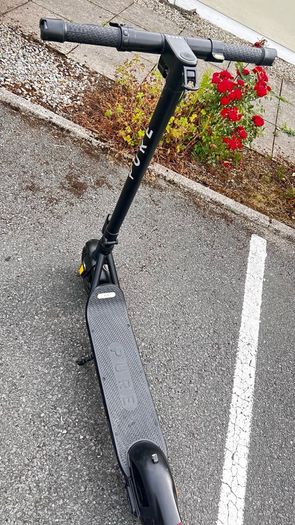 RE Air3 Electric Scooter