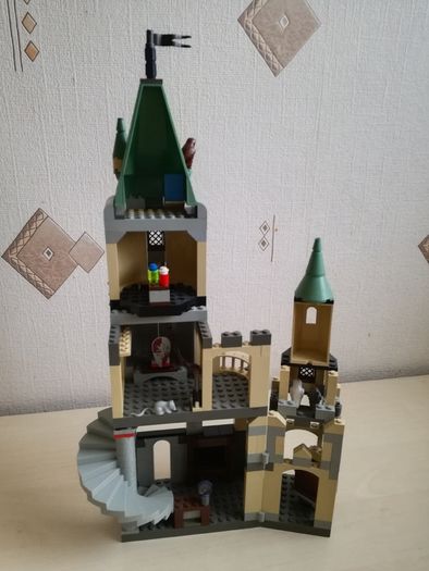 Hogwarts Lego castle with instruction manual