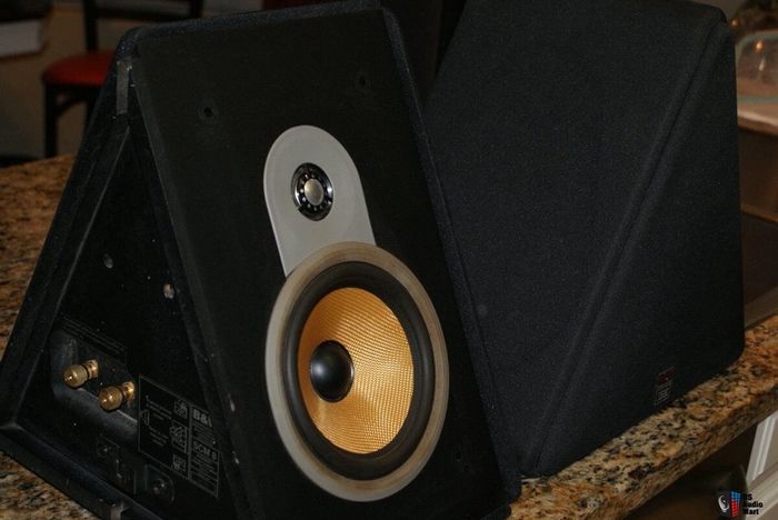 Bowers & Wilkins  //  SCM8 Dipole Surround Speakers