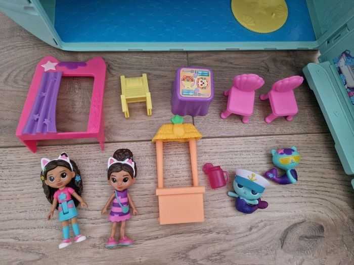 Gabby's Dollhouse Cat Friend Ship
