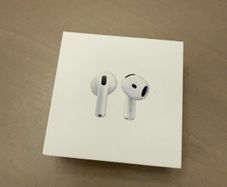 AirPods 4