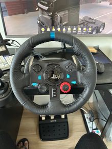 Logitech G29 Steering wheel, pedal & shifter