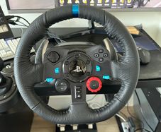 Logitech G29 Steering wheel, pedal & shifter