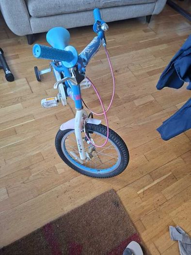 Kids bike