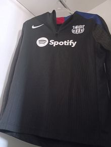 Barcelona 24/25 Youth XL Quarter zip drill top