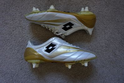 Football Boots Lotto Zhero Evolution White/Gold (2008) Size 9UK SG