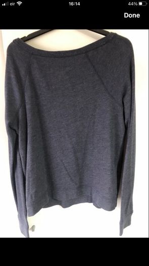 Ladies hollister sweater size M