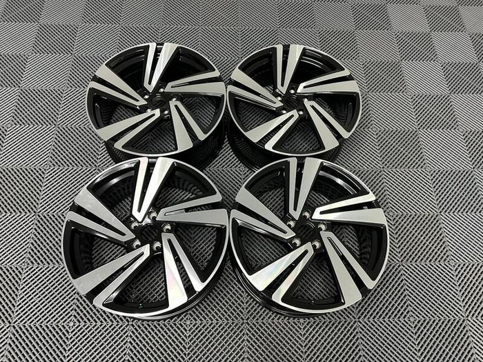 19" Inch Vw Nevada Style Wheels Golf MK6 MK7 MK8 Audi A3 Q3 Caddy Passat Skoda Octavia 5x112