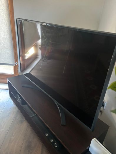LG 4K Smart TV + Soundbar