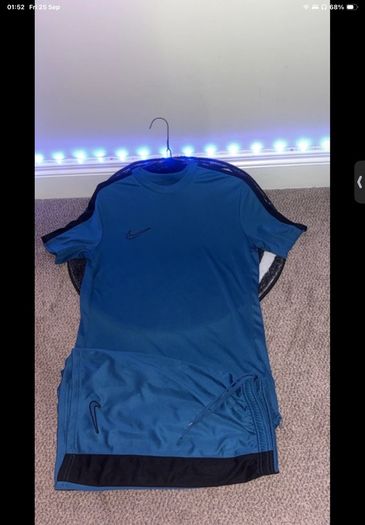 Nike Academy Series 2 Piece Medium Set