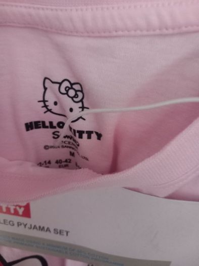 Ladies Hello Kitty Pyjamas