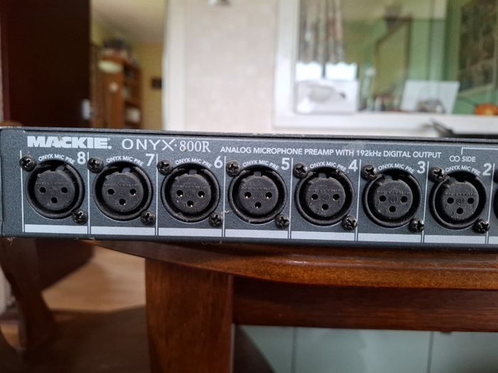 Mackie Onyx 800R
