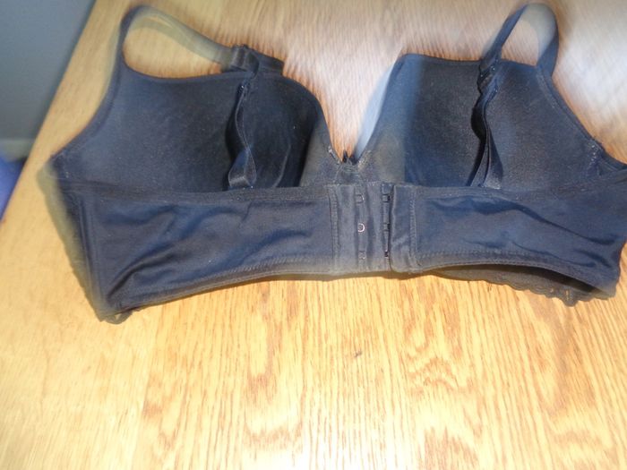 La Senza Ladies Black Bra for sale
