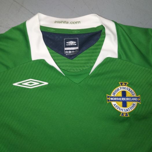 FREE POST 2008 Northern Ireland (L) Jersey Shirt  2009 Umbro Vintage Retro Soccer Football Irish Green Norn iron Large