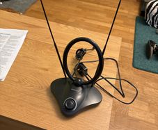 TV aerial - indoor powered