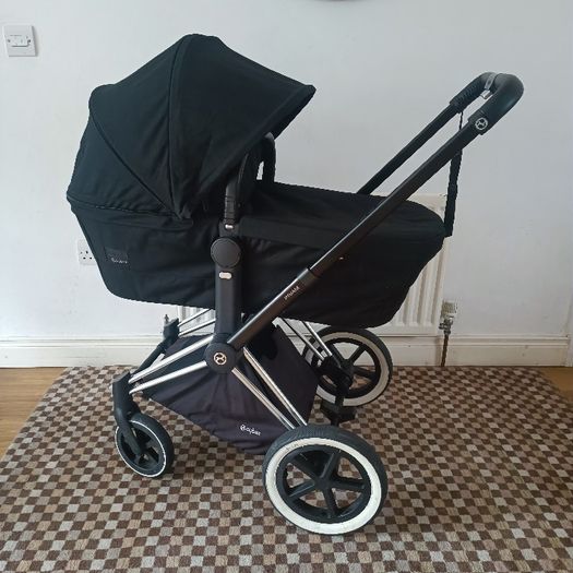 Cybex Priam travel system with lie flat car seat