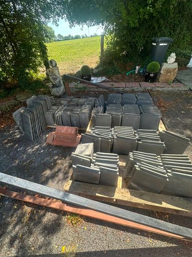 Roofing tile