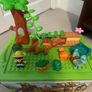 building blocks/ dinosaurs and random assortment/ storage box Image 3