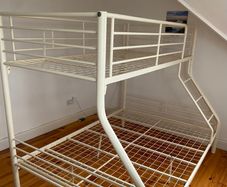Bunk bed triple sleeper