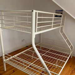 Bunk bed triple sleeper