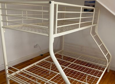 Bunk bed triple sleeper