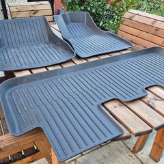 Tesla Model Y Heavy Duty Rubber Car Mats