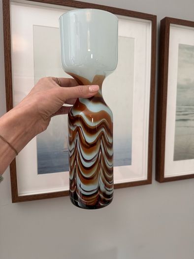 Opaline collectible Italian vase x2