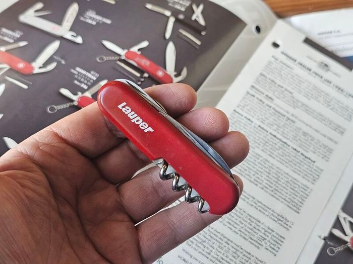 Vintage Wenger Backpacker Discontinued 85mm Swiss Army Knife Collectable