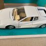 Ferrari Testarossa Miami Vice Damaged 1/24 Burago Image 2