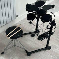 Electronic drum kit, Alesis Debut