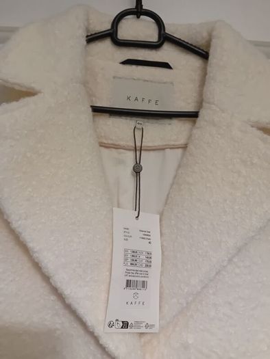 Danish brand Kaffe - Teddy Coat - Warm off white colour - Size DK 40 UK 12 - BNWT RRP 150