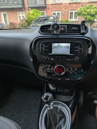 Kia Soul 2015, 1.6 diesel (6 speed)