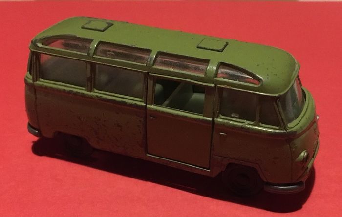 Siku V220 Tempo Matador bus