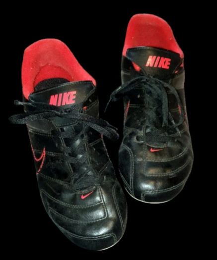 Authentic Nike Park II Junior Football Boots