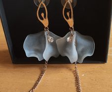 Gorgeous "ballerina" drop earrings (new)