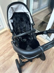 Egg2 stroller and bassinet
