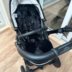 Egg2 stroller and bassinet